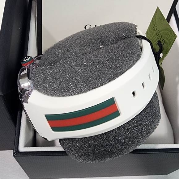 New Gucci Sync Stainless Steel & Rubber-Strap Watch YA137102 - White - Picture 4 of 9